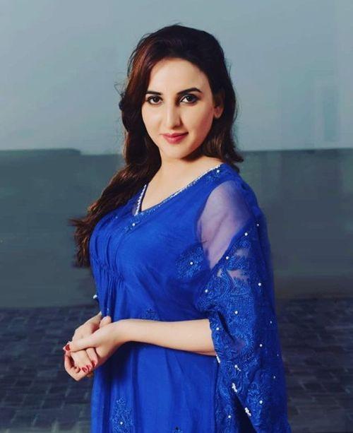 巴基斯坦美女网红,闪耀网络的新星力量